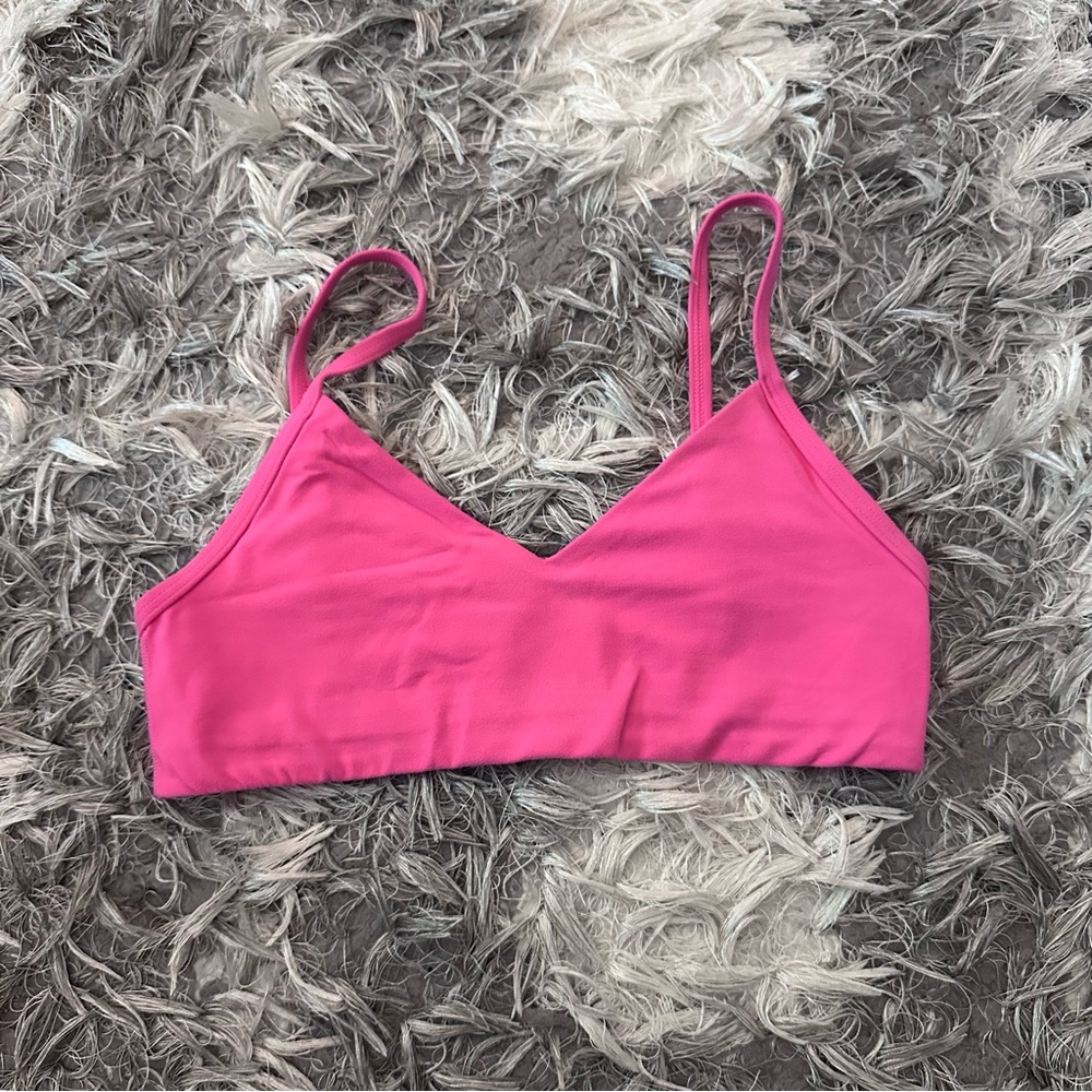 Aritzia TnAction Pink V-Neck Bralette